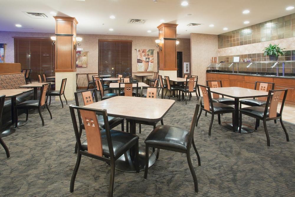 Holiday Inn Express & Suites Trinidad By Ihg Eksteriør billede