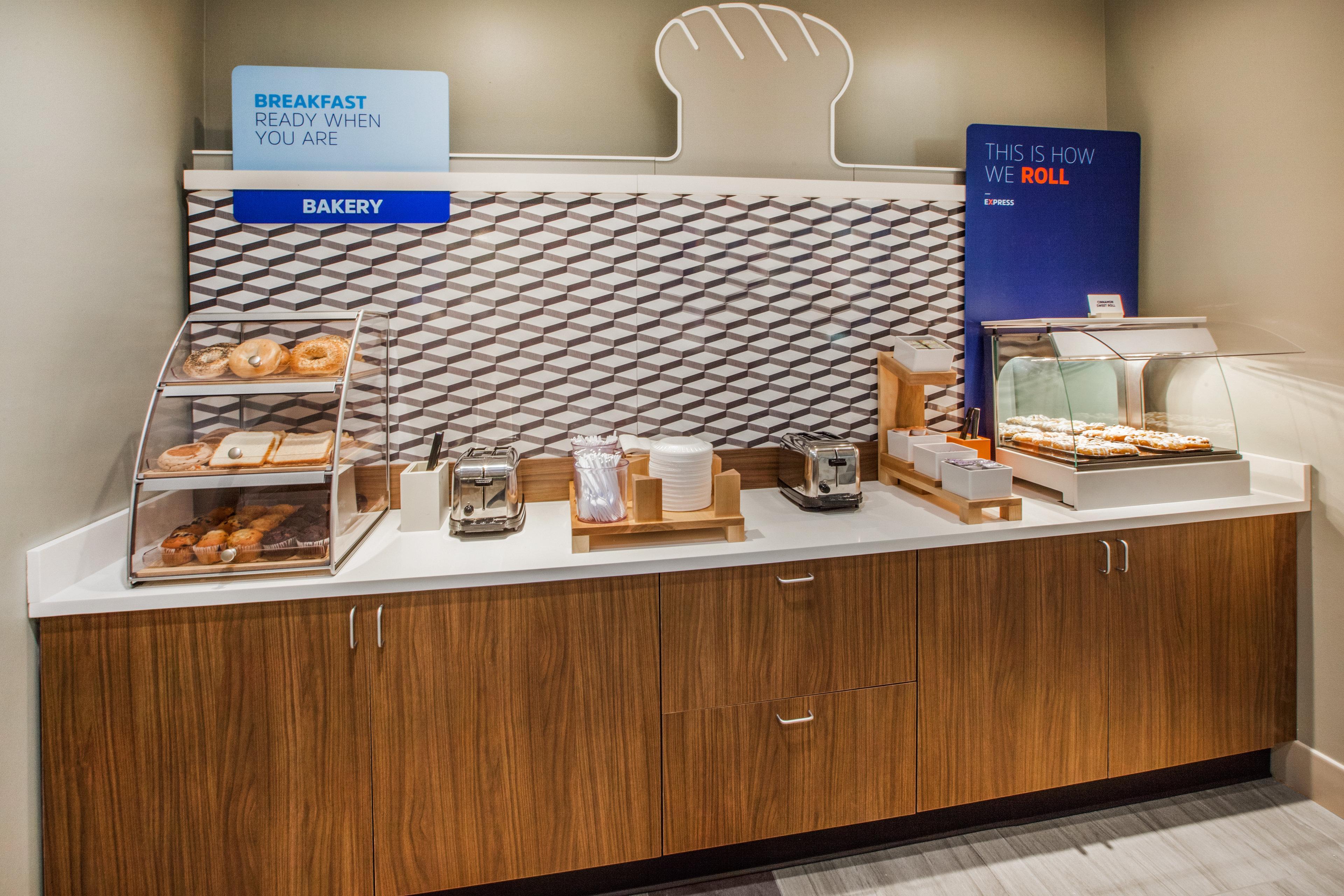 Holiday Inn Express & Suites Trinidad By Ihg Eksteriør billede