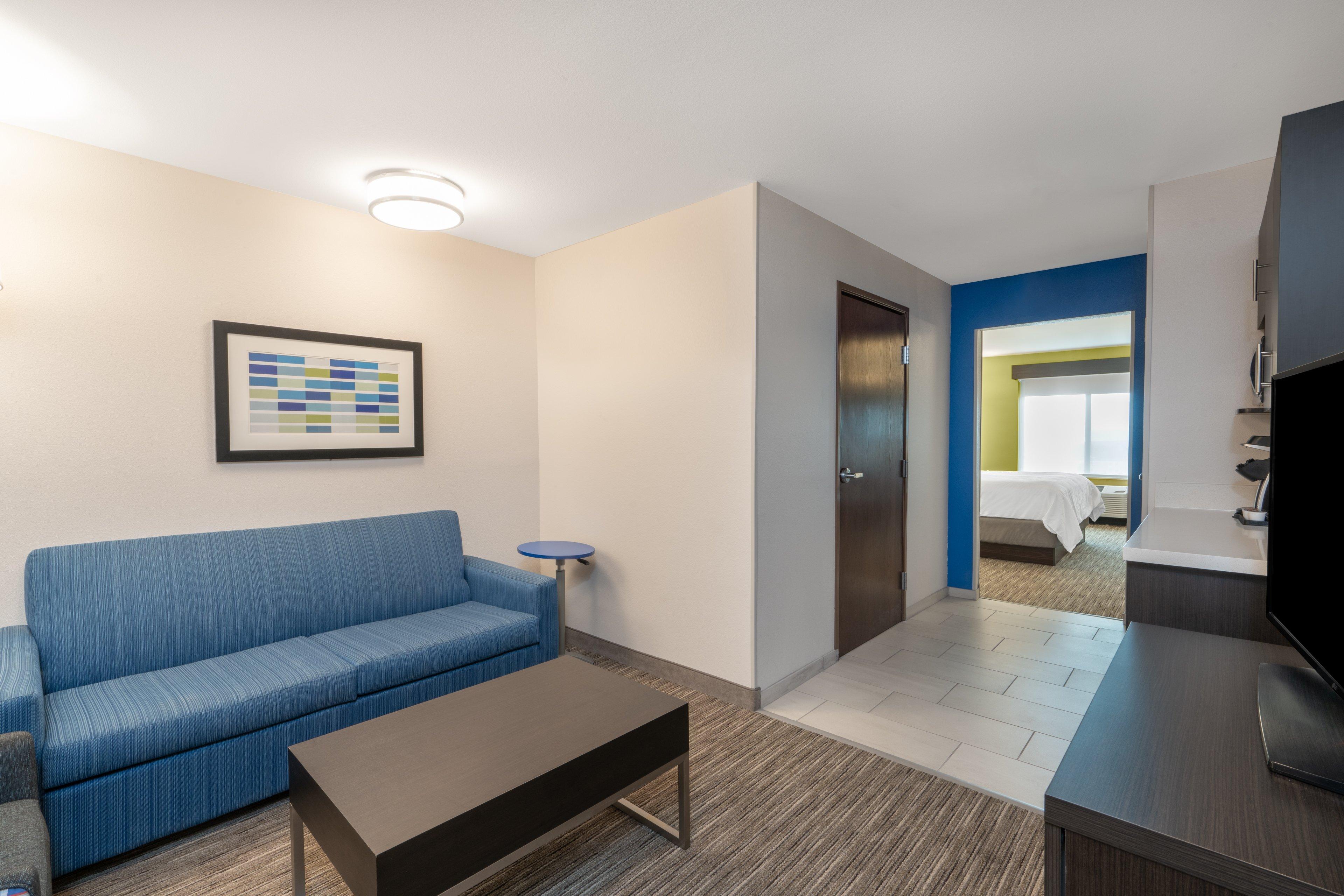 Holiday Inn Express & Suites Trinidad By Ihg Eksteriør billede